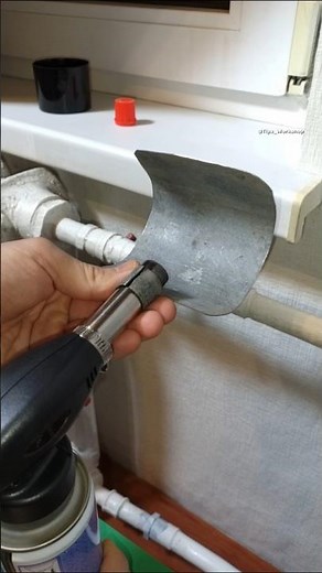 A Great Plumbing Trick with a Gas Torch to Easily Unscrew an Old Pipe #diy #plumbing #tricks #tips