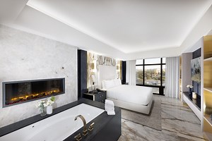 Peppermill Tower Penthouse Suite | Peppermill Resort Hotel, Reno