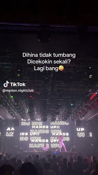 🍻🍻🍻 #goldentigermedan #trending #fyp #fyppppppppppppppppppppppp #xyzabc #party #lewatberanda #medantiktok #medantiktok