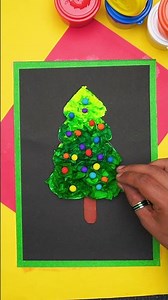 How to make a Christmas Tree using Clay and Paper?