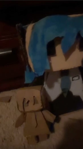 Making hello kitty out of cardboard🎀#artsandcrafts #cardbored#art#sanrio#fypシ゚viral #drawing #music