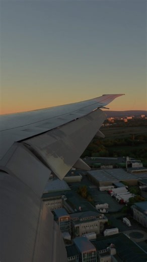 Wing View American 777 Landing in Frankfurt (MSFS2020)