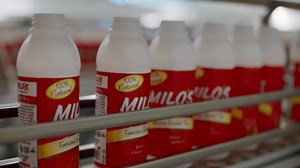 447K views · 4.4K reactions | Even though Milo’s Sweet Tea is just 3 simple ingredients, a hardworking team makes sure it arrives fresh and perfectly brewed. | Drink Milo's | Facebook