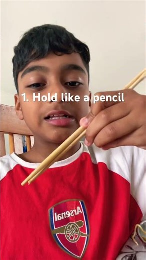 How to use chopsticks in noodles 🍜