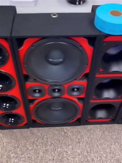 Greña corre Greña corre 🏃 Dembow Car Audio #Dembow #caraudio #kitipos #viral #Recuerdos