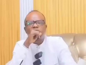 Dadka PHD-da wata ayuu Ku dhamaaday Ina Jabuutaawi. Halkan Uga wac Mid PHD sita hadaad taqaano Una sheeg waanadan Haqaatee ? | JTN TV