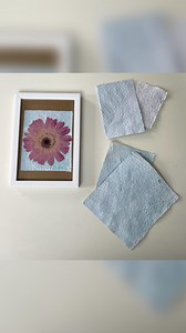 Handmade paper 🌺 Making paper with my daughter was one of the most memorable activities we have done together! It was the first time we had both made paper and we were just amazed at the whole process. And of course stunned that we actually made some beautiful sheets of paper! One of my absolute fave accounts is @sibster and her recycled crafts are so inspiring! So thank you Sibia for encouraging us to give this a try! There are so many things you can do with the paper after but we chose to mak