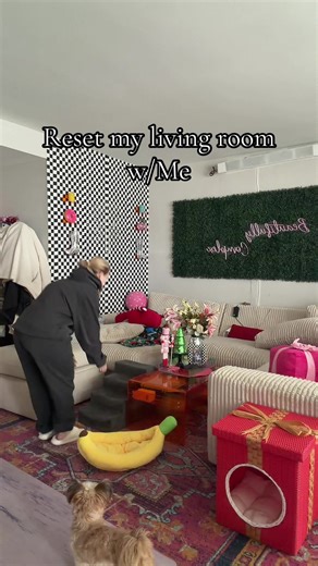 BAYYY (@baylen.dupree)’s video of Room Reset