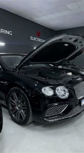 How to replace a headlight bulb without a car service