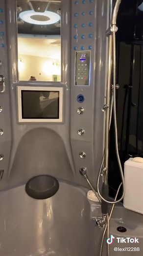 Spaceship Shower Experience: Marvel at the Open-Ended Enclosure