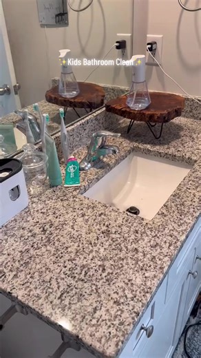 Great hacks How to clean your bathroom HACKS YOU MOM NEVER TOLD YOU never seen this hack Home hacks you might not know. #lifehackvideo #homehacks #hometips #cleaningcompany #cleaningmotivation #cleantok #cleanhomehappyhome #hacks #didyouknowfacts #tiktokuniversityy #fypシ゚viralシ2023 | I Clean You Relax