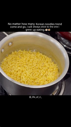 Coz Maggi is nostalgic #maggienoodles #fypシ゚ #memes #relatable #viral #foodie #maggirecipe