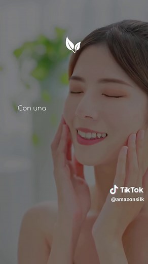 ¡Descubre por qué el sérum es un paso crucial en tu rutina de cuidado de la piel! 🌟 En nuestro próximo reel, conoce los beneficios de incorporar este poderoso producto en tu régimen diario. ¡Prepárate para obtener una piel radiante y saludable!