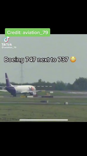 Boeing 747 and 737 Size Comparison Explained