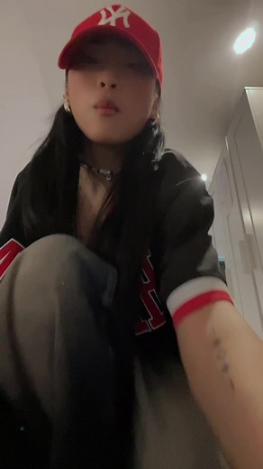 Finally learned the feet part hehe 🔥 (dc: @ig: daniellebulot ) #mythang #toobadchallenge #adhika #adhikachoreo #toobad #สโลว์สมูท #dancechallenge #dance #dancer #xyzbca #foryoupageofficiall #foryou #foryoupage #fypシ #viral