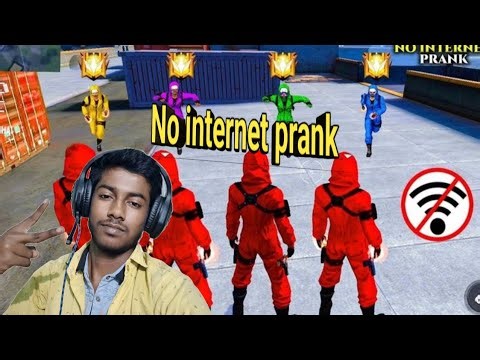 #No internet prank #viralshorts #freefireclutch 1 v 3