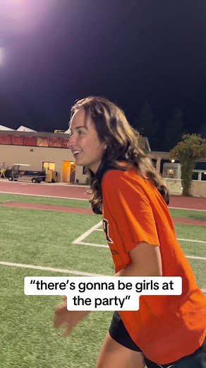 couldn’t even keep up 🥵🫠 #rugby #womensrugby #wlw #girls #womenownedbusiness