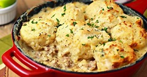 Simple Skillet Sausage Gravy And Drop Biscuits Recipe