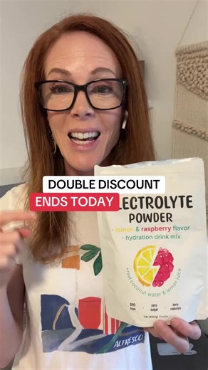 Stay hydrated. #over40nutrition #healthyliving #microingredients #healthylifestyle #electrolytes #tiktokdeals #perimenopausehealth