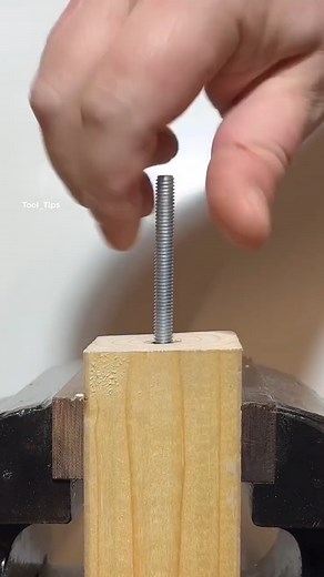327K views · 4K reactions | When You’re Not Cutting Straight and Have to Fix Back Tip  #reels #shorts #woodworking #tooltips | Tool_Tips | Facebook