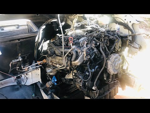 Taking Apart 3.0L Mercedes Sprinter Diesel Engine NCV3 Part 1
