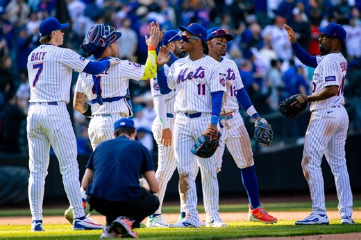 Did you notice the change to the Mets’ uniforms? It’s a touching tribute