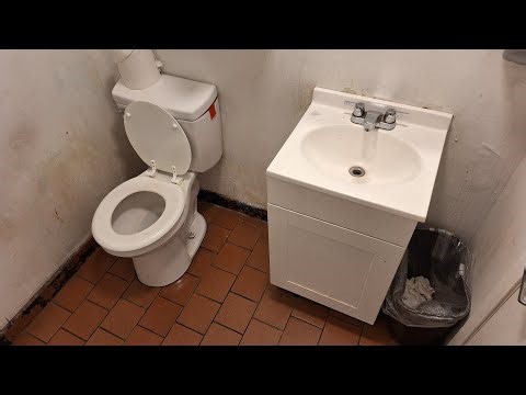 E-Z Mart Unisex Restroom