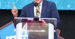 Chris Berman celebrates 45 years at ESPN, weighs in on whether he'll make it to 50