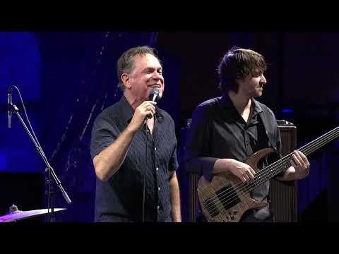 LIVE 60 JAZZALDIA: KURT ELLING AND YELLOWJACKETS CELEBRATE WEATHER REPORT – UZTAILAK 24, 2025