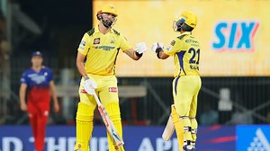 CSK vs RCB Live Score : पहले मुकाबले में चेन्नई की धमाकेदार जीत, आरसीबी को छह विकेट से हराया