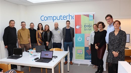 Stad opent drie digipunten