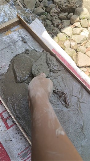 DIY Glass Lid for Koi Pond Filter Box – Simple and Elegant