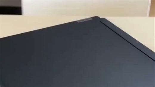 一套实实在在没有短板的核心硬件，实测体验分享：性能全开不卡顿，散热快、续航久，办公娱乐两不误，用起来就是省心。