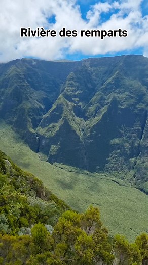 La route du Volcan, ce n'est pas QUE le Volcan 👍 Bienvenue à la Plaine des Cafres ⚘️🌺 #reunionisland #plainedescafres | Lili Guide Réunion