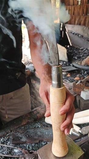 install the handle #blacksmith #usa