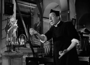 "Molto bene Don Camillo, accetto la tua penitenza! Ma fai sparire anche le briciole eh, saresti capace di fumartele nella pipa!"🤣🤭 | Don Camillo