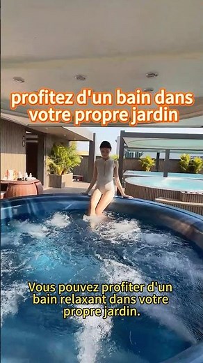 Vous pouvez profiter d'un bain relaxant dans votre propre jardin.