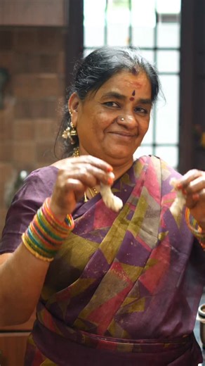 Pushpalatha R on Instagram: "Tiger prawn ghee roast 🍤 🦐 Prawn Ghee Roast – Ingredients For Marination • Tiger Prawns – 500 g (cleaned & deveined) • Turmeric powder – ¼ tsp • Salt – ½ tsp For the Ghee Roast Masala • Dried red chillies (Byadagi or Kashmiri ) – 8–10 • Coriander seeds – 1 tbsp • Cumin seeds – ½ tsp • Fenugreek seeds – ⅛ tsp (a pinch) • Black pepper – ½ tsp • Garlic – 6–8 cloves • Tamarind – small lemon-sized ball (soaked) To Cook • Ghee – 3 tbsp (don’t reduce 😄) • Curry leaves –