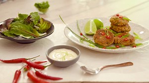 Ready in under 15 minutes, these Thai style fish cakes with lime mayo are perfect for lunch, dinner, or just a quick snack. They’re also low in carbohydrates, high in protein and yummy. #Recipe at http://bit.ly/SE-5029 Easy weekend food for the family. | Safcol Australia