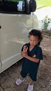 89K views · 2.7K reactions | Ngomel lgi krn bpk Funding tempati parkir depan rumahnya atau tempat parkir mobilnya #reels #Bungaviral #jangkauanluas #fyp | Funding Arkah | Facebook