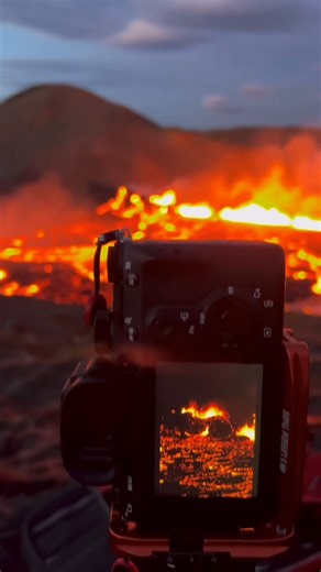 Where else in the world can you hike to an erupting volcano and watch lava flow in real time? 🌋🔥 With over 30 active volcanic systems, eruptions in Iceland are frequent but often safe to observe from marked paths. 💡 Traveler Tip: Always go with a guide if you're unsure. Conditions shift quickly near active sites! 👀 Video by Leah Hennessey | @ljhcaptures | Guide to Iceland