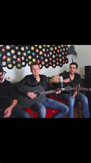 Morgan Wallen's Little Rain Performance on a Rainy Day