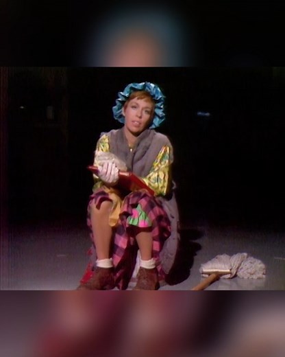 Who remembers Carol’s farewell song from each show? Enjoy this extended version! #carolburnett #comedy #song | The Carol Burnett Show (OFFICIAL)