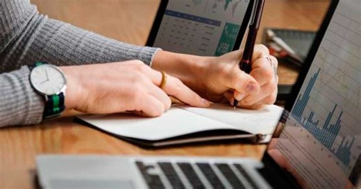 Emprendimiento: ¿Cómo crear una base de datos para tu negocio?