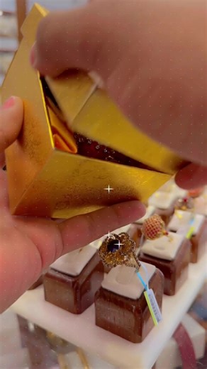 Exploring Sonamehal Jewelry: A Unique Afghan Craft