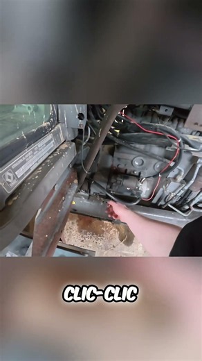 Removing the starter motor to separate the engine #shorts