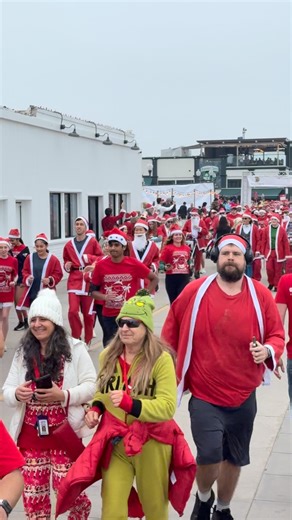 🎅🎅🎅 | Punk Rock Graveyard