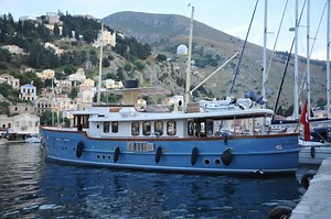 Tours: 80′ Gentleman’s Yacht “Larimar” (2011)