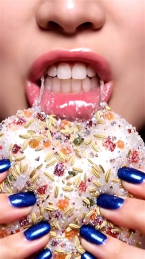 This Juicy Candy Bite Is So Satisfying ASMR
