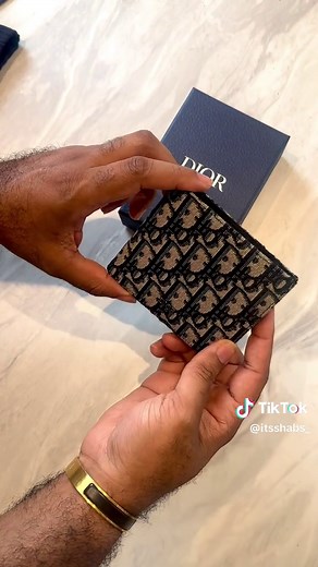 Unboxing Dior Men's Oblique Wallet | Luxury Men's Fashion Accessory